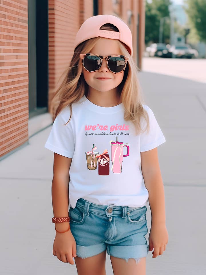 Siamo ragazze, ovviamente... Maglietta Grafica Gioventù Amore Proprio per la vendita all'ingrosso da parte di Uncommon Label