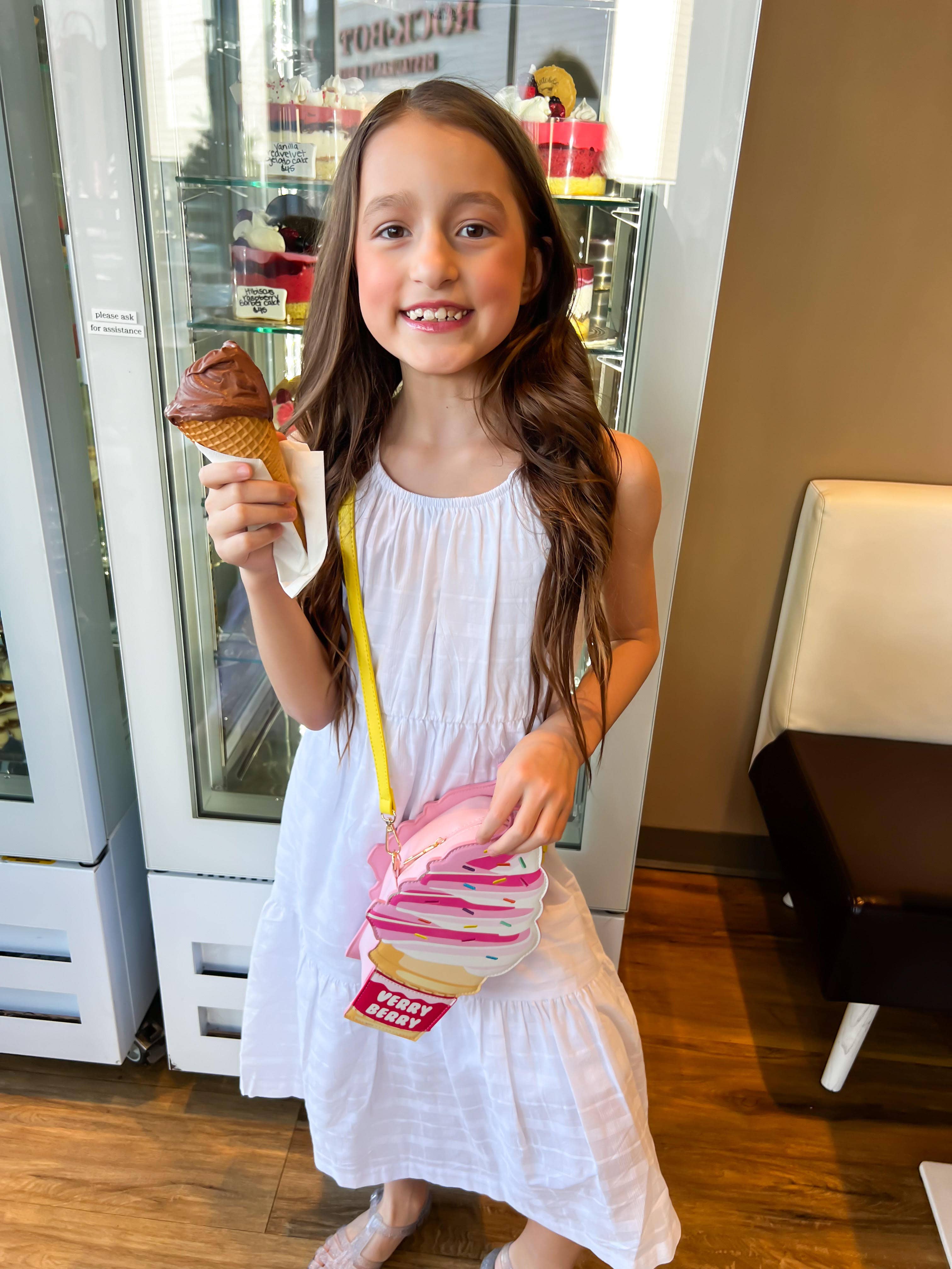 Bewaltz – wholesale Axelväska - Dam – Soft Serve-handväska i form av glass - Very Berry7