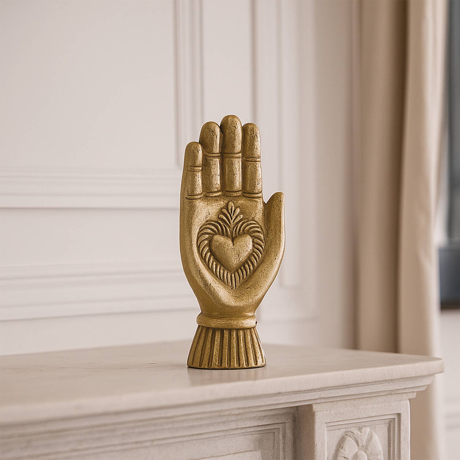 Opjet Paris - Vente Décorations de table - Déco main Ex-voto doré L7 P3,5 H16cm2