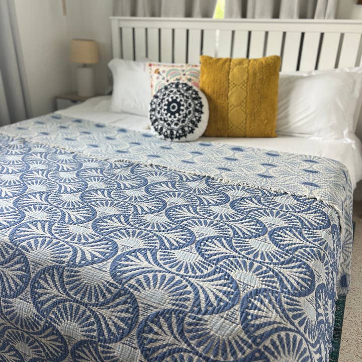 TurkanHome - Wholesale Bedding blanket - Ginkgo Muslin Bed Blanket/Queen-King/ Blue2