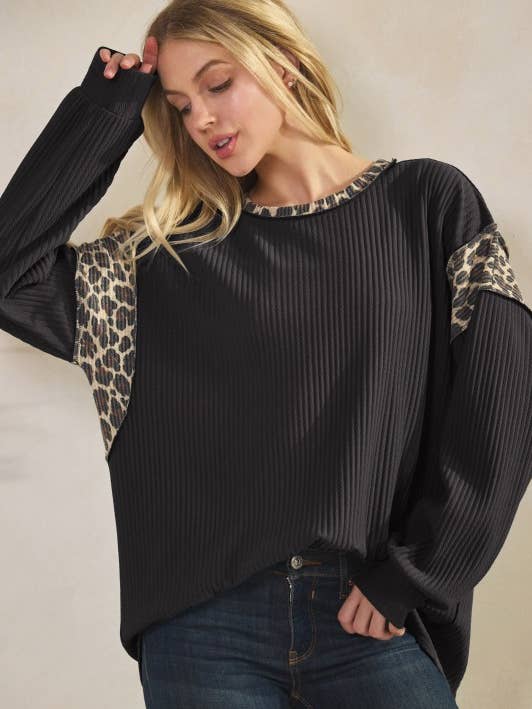 HEIMISH – Großhandel Tunika – Damen – ET8023-10 LANGARM-SHIRT MIT EINHEITLICHEM UND TIERKONTRAST1