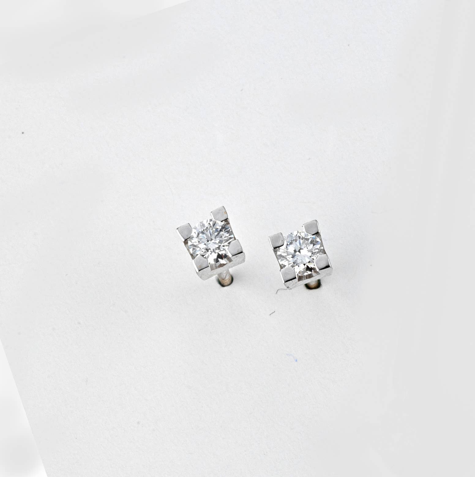 Gioielli Tramontano - Wholesale Stud/Post Earrings - Punto Luce Turned Earrings with 0.02 Ct Diamonds G VS21