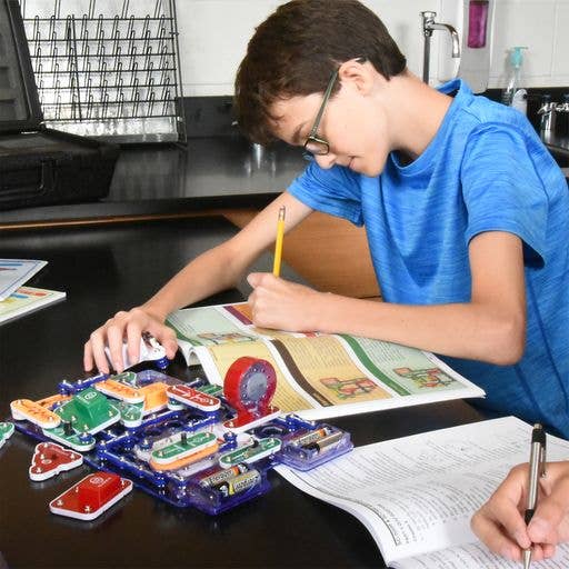 Snap Circuits by Elenco Electronics - Wholesale Electronic Toy - Kids & Baby - Snap Circuits® Extreme 750in1 w/ Computer Interface