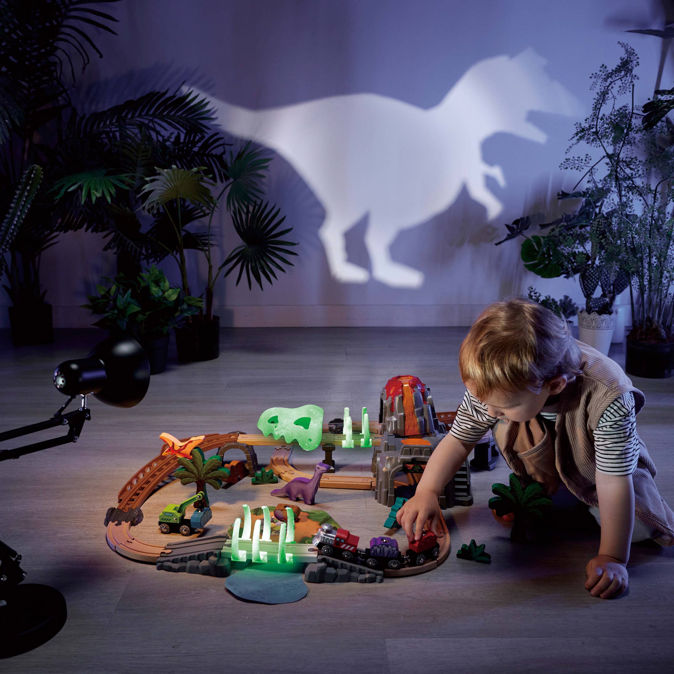 Hape Toys - Wholesale Toy Set - Kids - Dinosaur Railway Adventure Set5