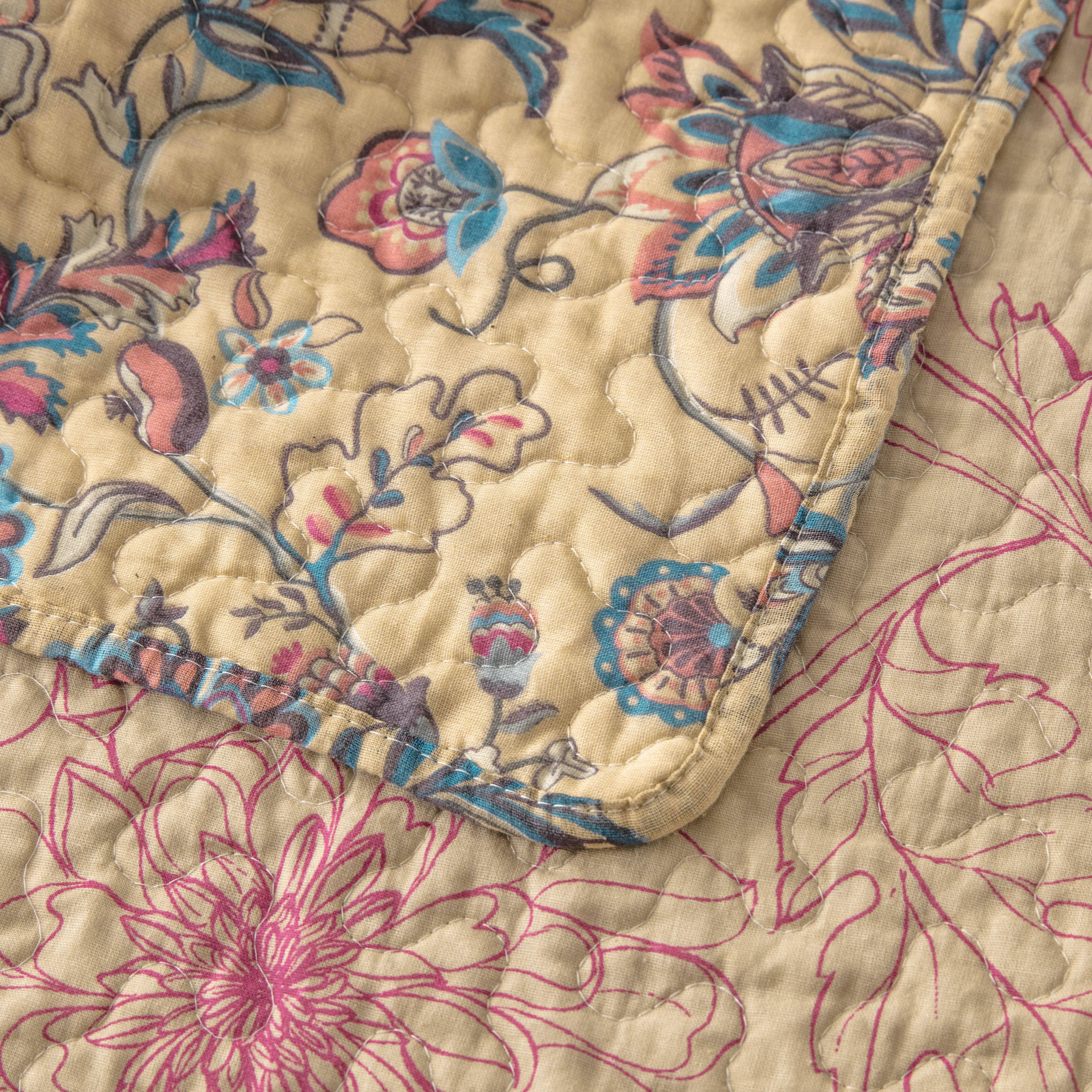 Forever England / Millie Mae – wholesale Quilt – Eloise Pink Bedspread2