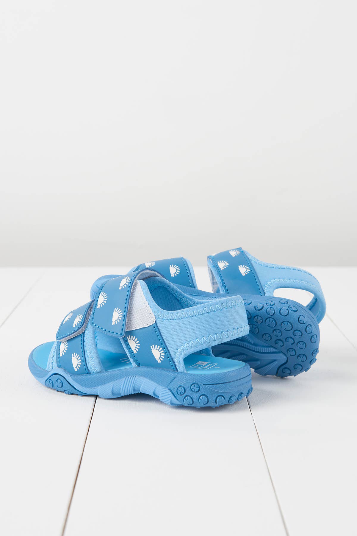 Grass & Air Kids Cornflower Blue Colour-Changing Sandals for wholesale on Faire3