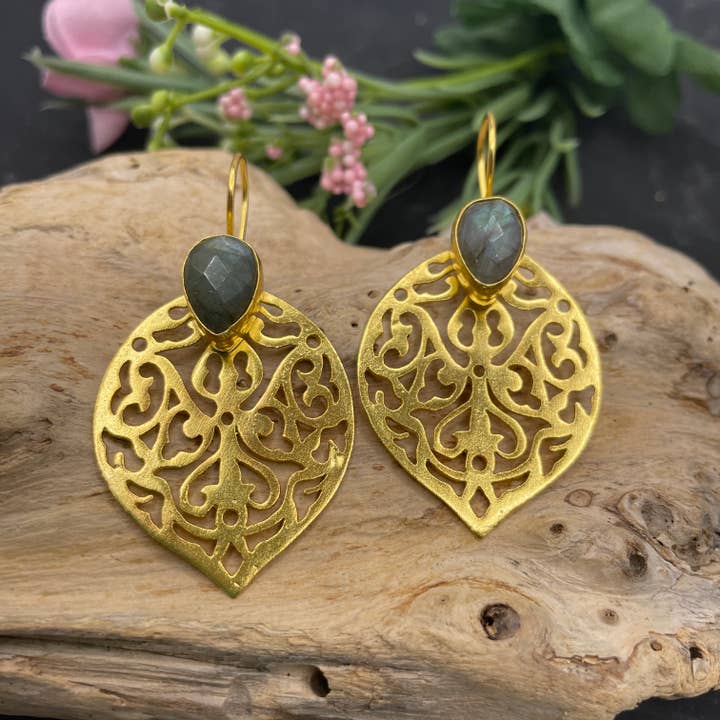 Kipepeo - Wholesale Dangle Earrings - Vintage Lace Earrings