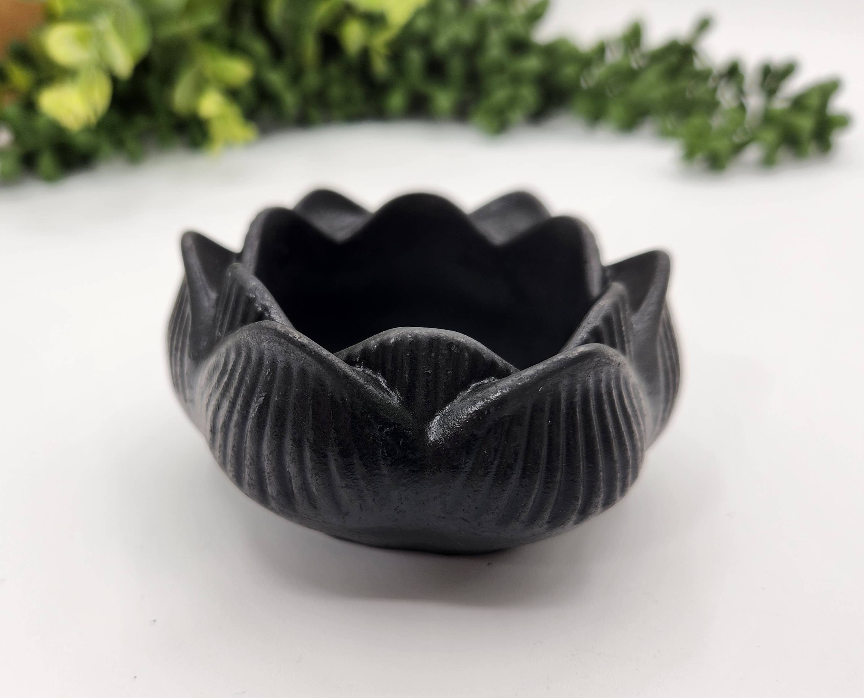 Meraki Gemstones - Wholesale Candle holder - Shungite Figurine Lotus Candle Holder-EMF Protect(7.5x3.5cm)