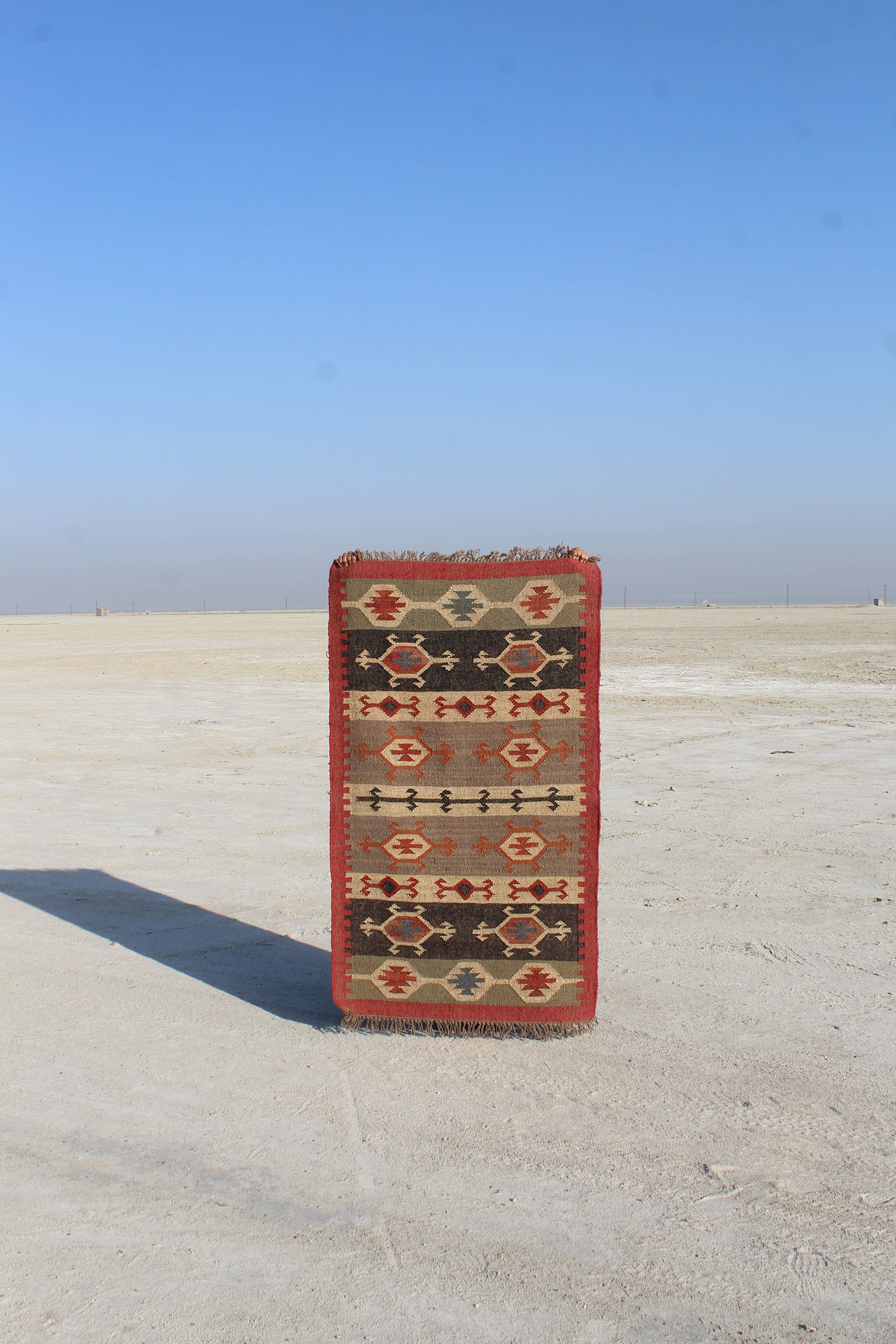 Rugs Boutique – wholesale Area rug – 3 x 5 Ft. - Handmade Jute-Wool Kilim Rug — Khidki1