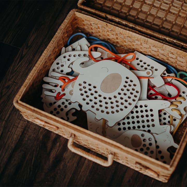 milin - Wholesale Wood Toy - Kids - Oliver the Elephant, wooden lacing toy, montessori3