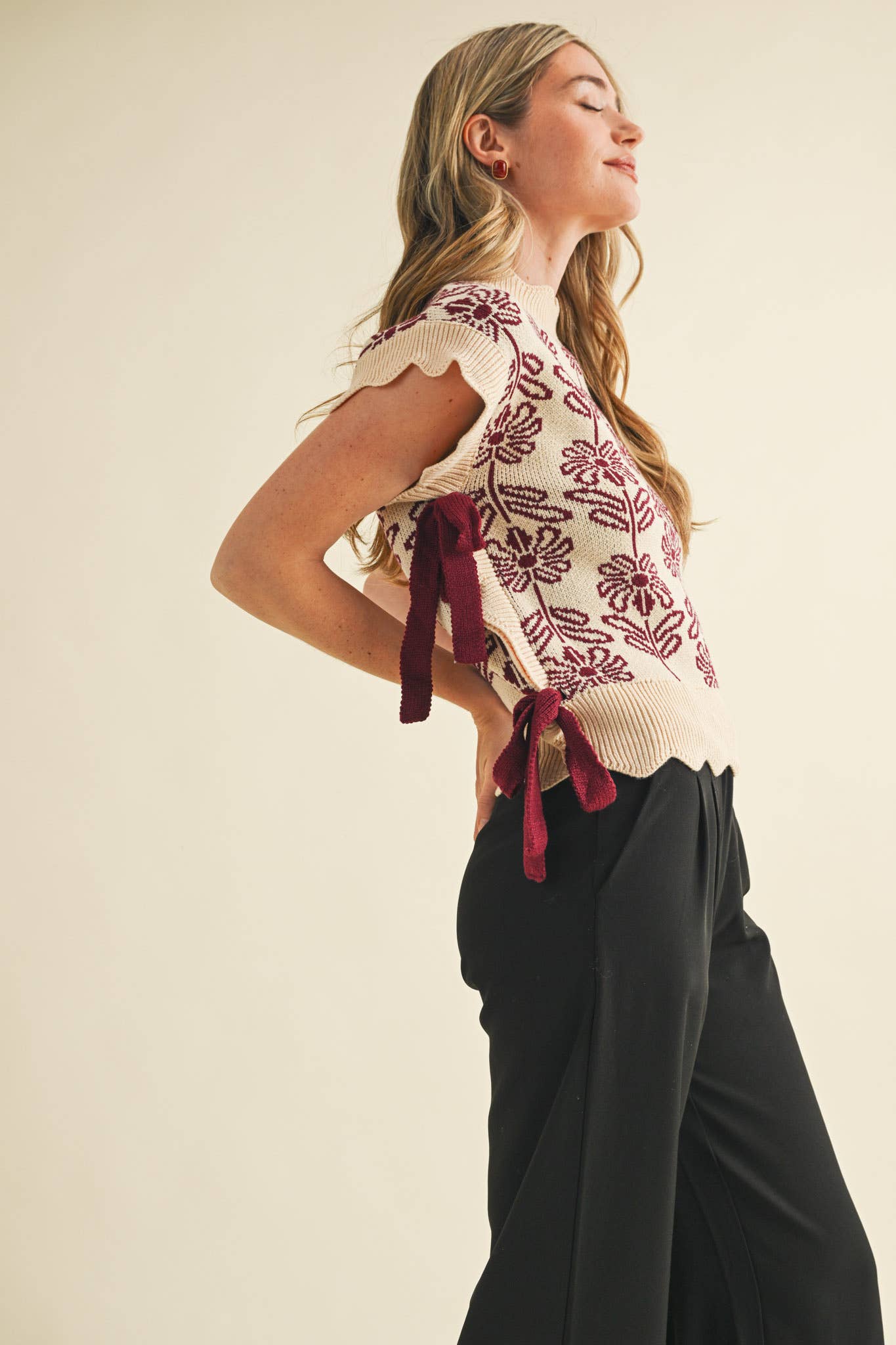 &MERCI – wholesale Tröjväst – Dam – MOCKNECK BLOMMIG TRÖJVÄST MSW1074380