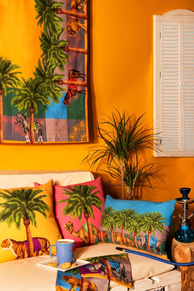 Bergamaschi & Vimercati S.p.a. - Wholesale Throw/Decorative Pillow - Le Cirque Du Marrakech, Decorative Cushion Cirque Tiger 45X456