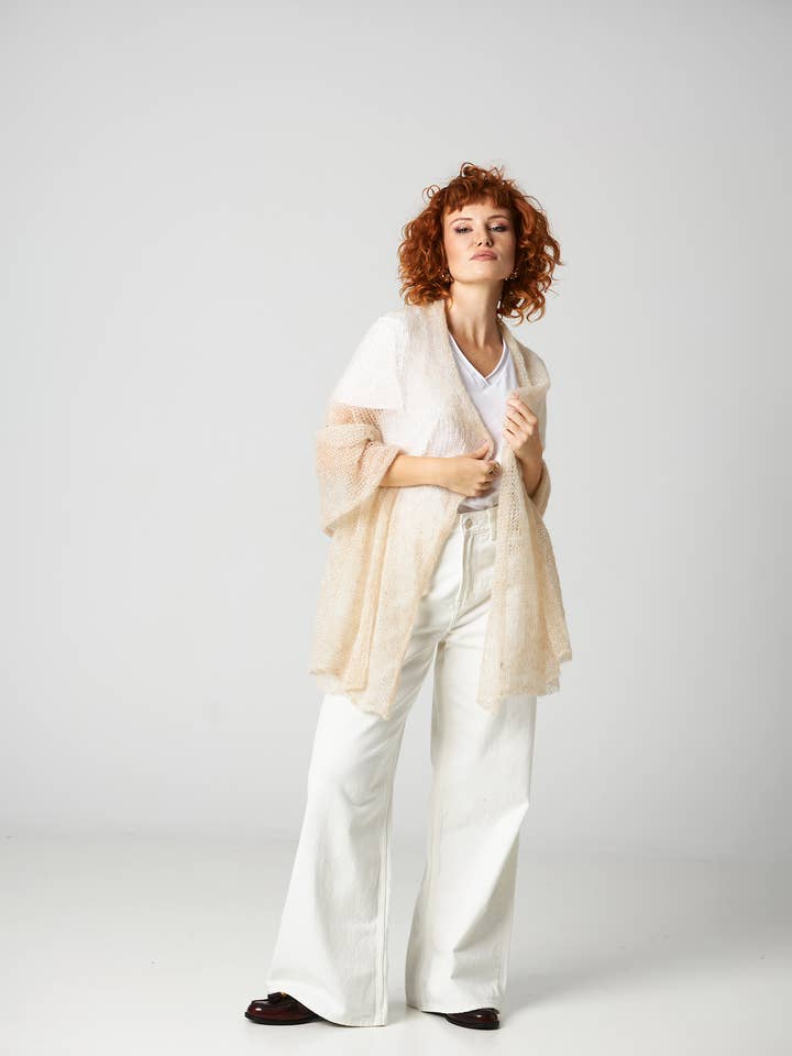 Alpaca shawl-etola - Beige voor wholesale door You by Tokarska