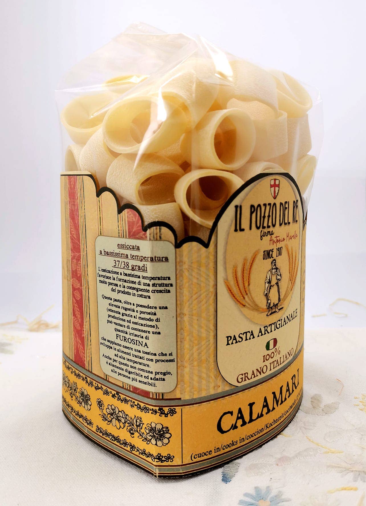 IL POZZO DEL RE firma Antonio Marella - Vente Pâtes - Calamari 500 g de pâtes artisanales italiennes au blé dur1