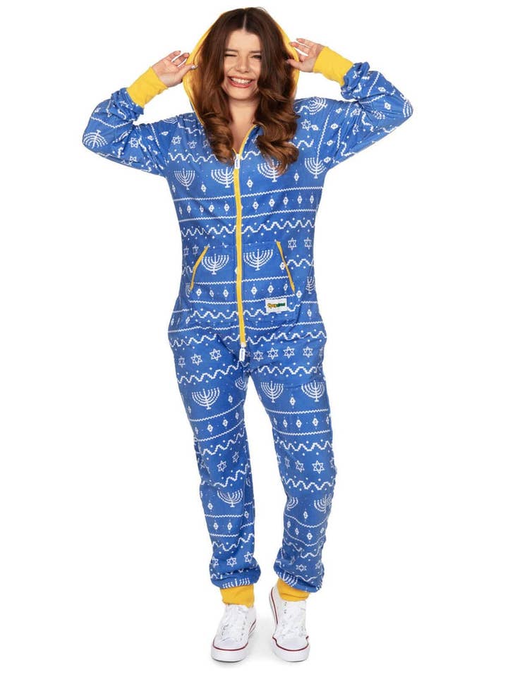Blue Hanukka Fair Isle Unisex-Jumpsuit für Erwachsene für den Großhandel von Tipsy Elves