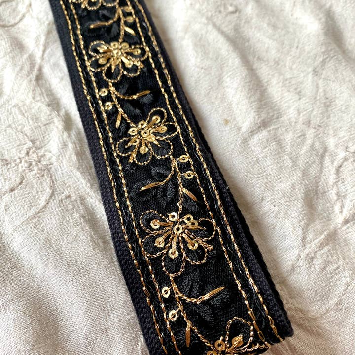 Temple of Treasure - Wholesale Phonecase Strap - Handmade Phone Cord/Bag Charm/Long Keychain - solstice (1