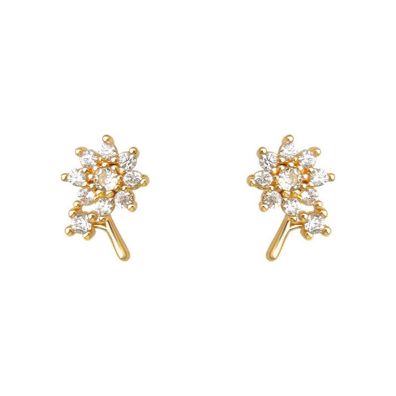 Revelari - Vente Clous d'oreille - Boucles d'oreilles clous branche fleur dorée avec zircon cubique2