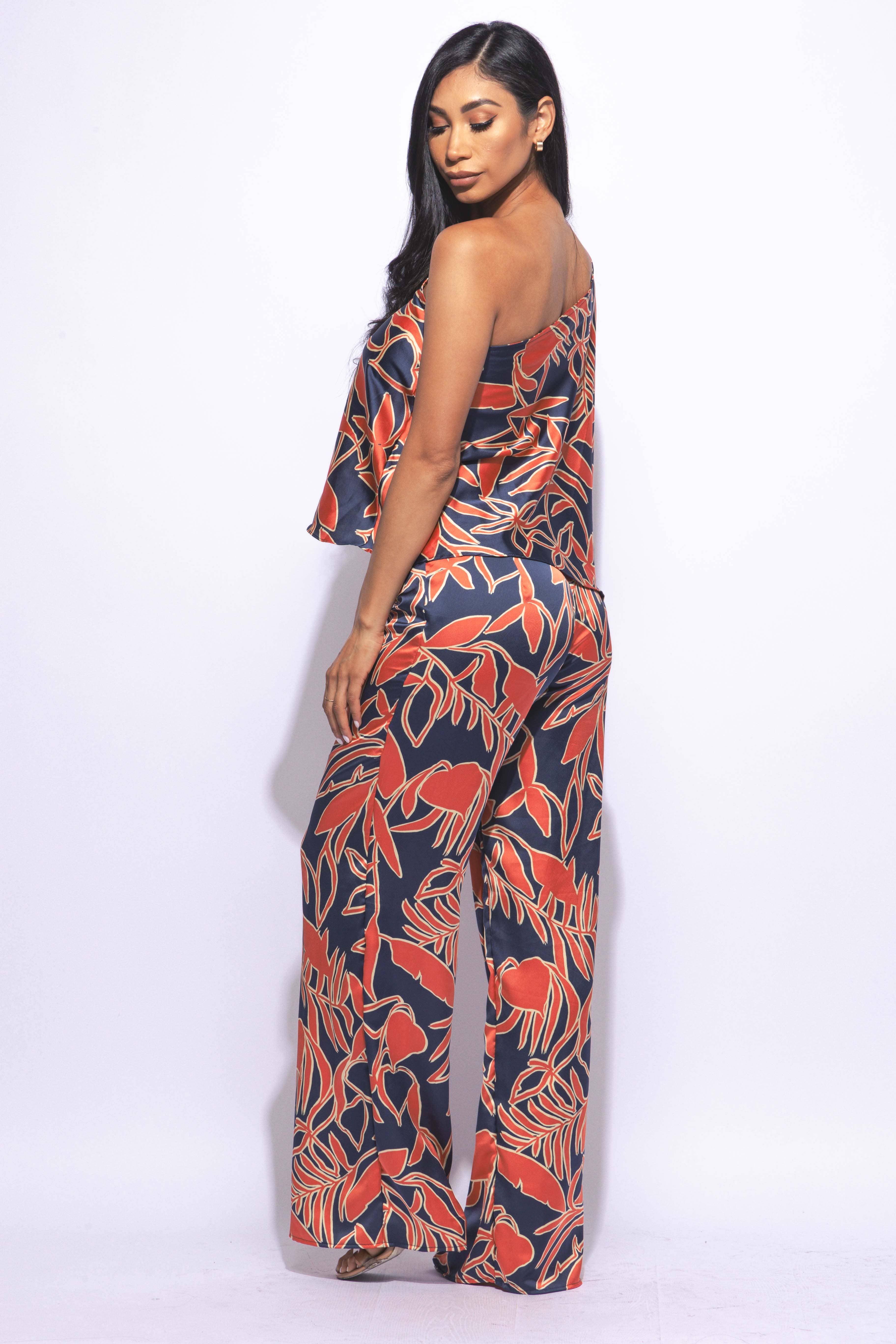 K Too - Vendita all'ingrosso Completo top e pantaloni (NON loungewear) - Donna - Completo in satin con una spalla e pantaloni a gamba larga7