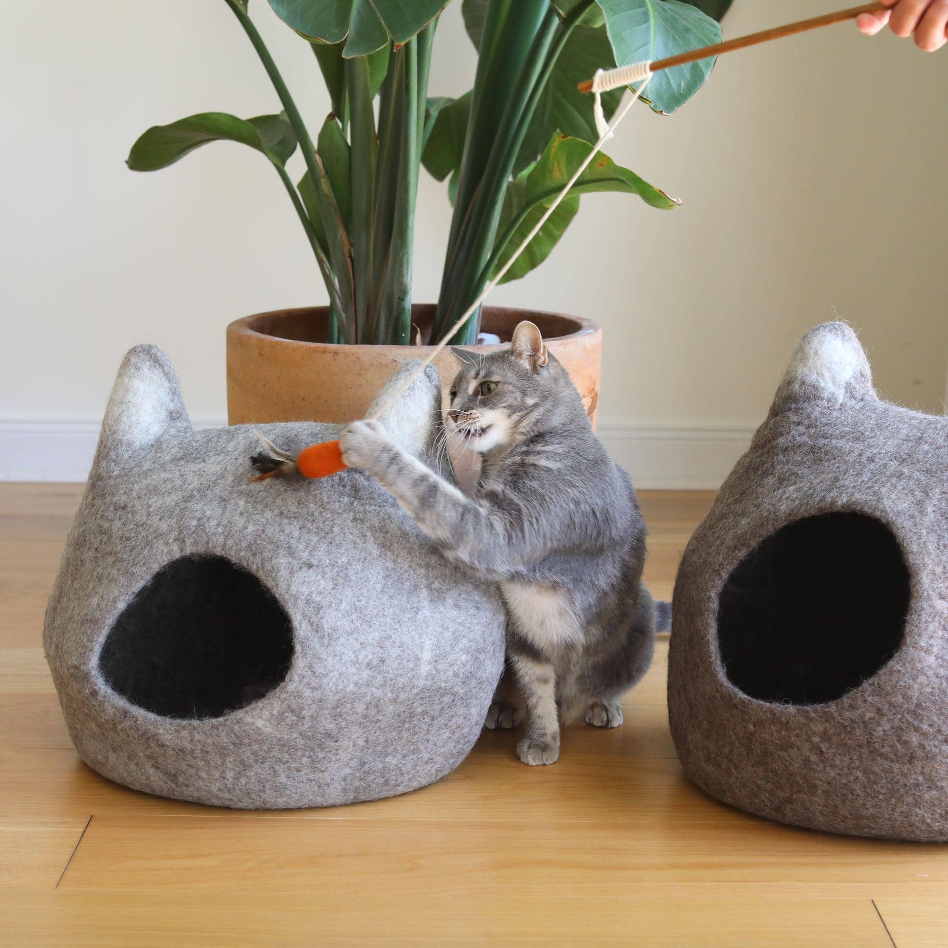 Ganapati - Wholesale Pet Cave - Cat/Dog - Handmade Felt Cat Cave2