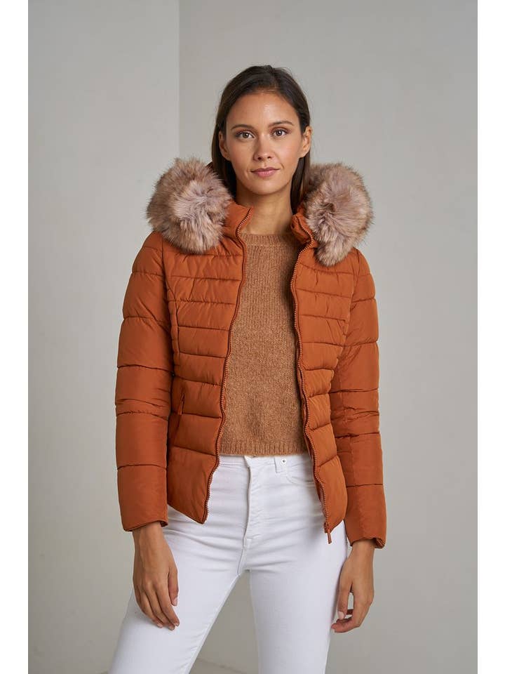 Attrait Paris - Wholesale Puffer Jacket - Women's - Plain down jacket with faux fur hood12