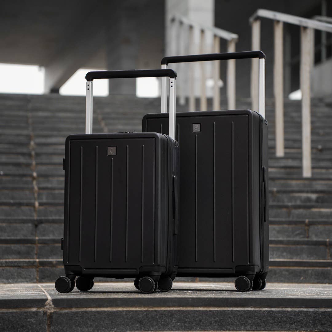 James Hawk - Wholesale Luggage - Check-in Suitcase7