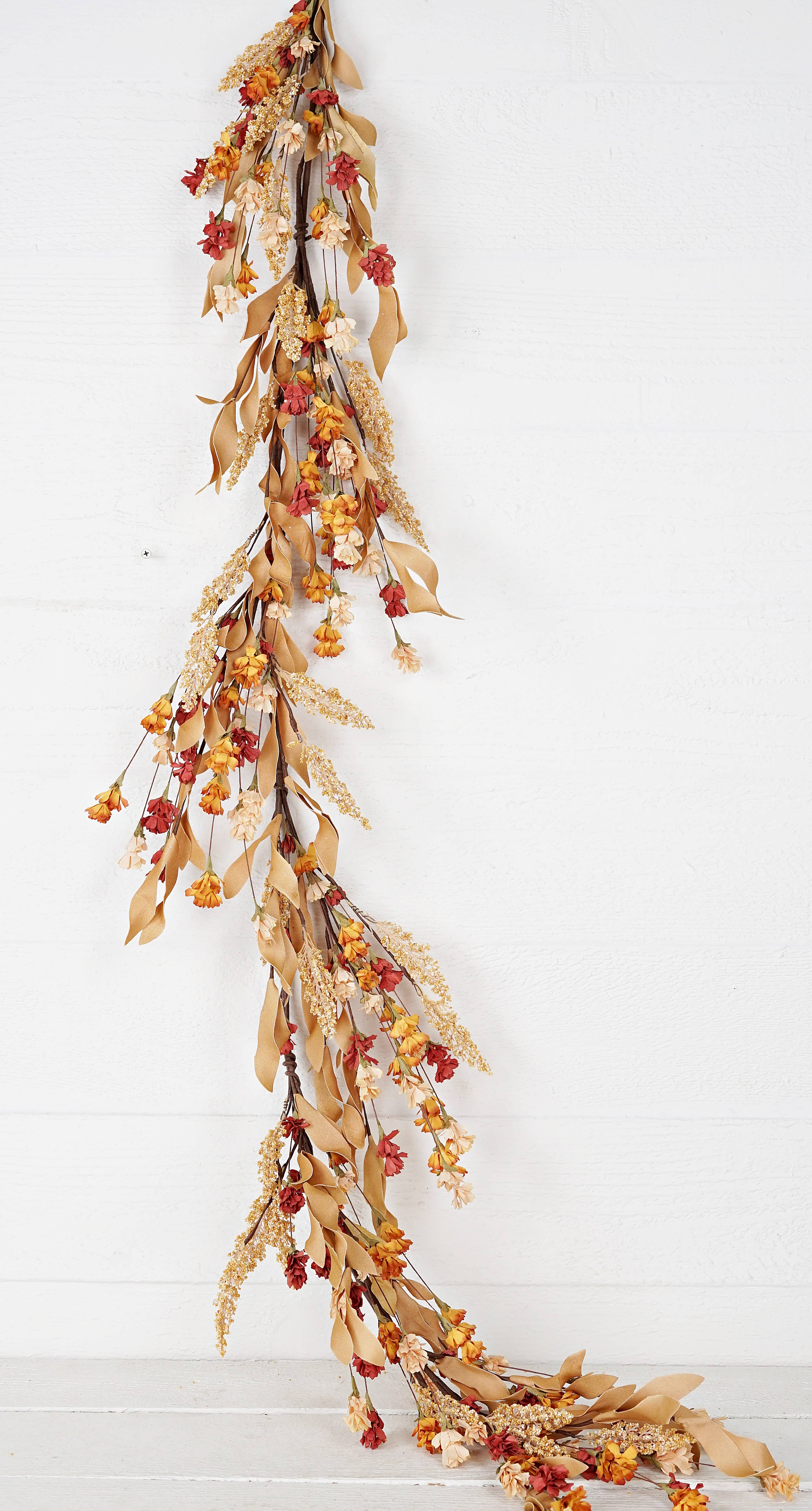 Holiday Depot Inc. - Wholesale Artificial Flowers - 31617-5ft Garland-Cluster wildflowers with leaves5