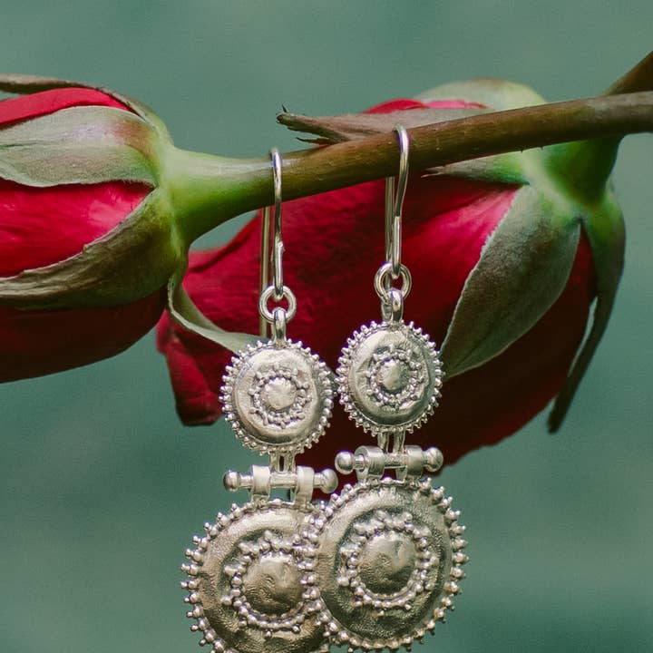 Nakila Collective - Wholesale Dangle earrings - Kaavya earrings - Silver plated 3