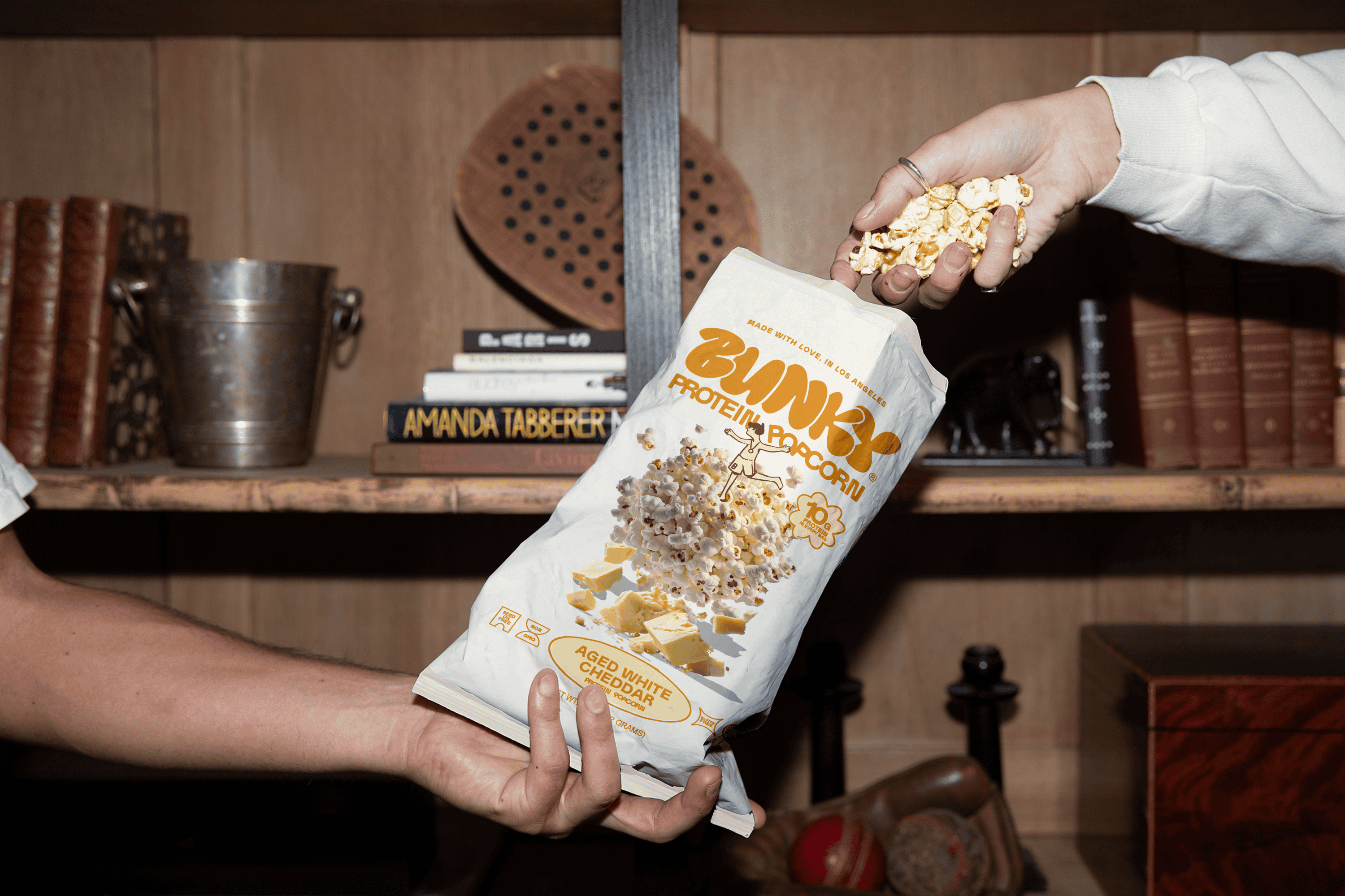 BUNKY - Wholesale Popcorn - Aged White Cheddar | Protein Popcorn1