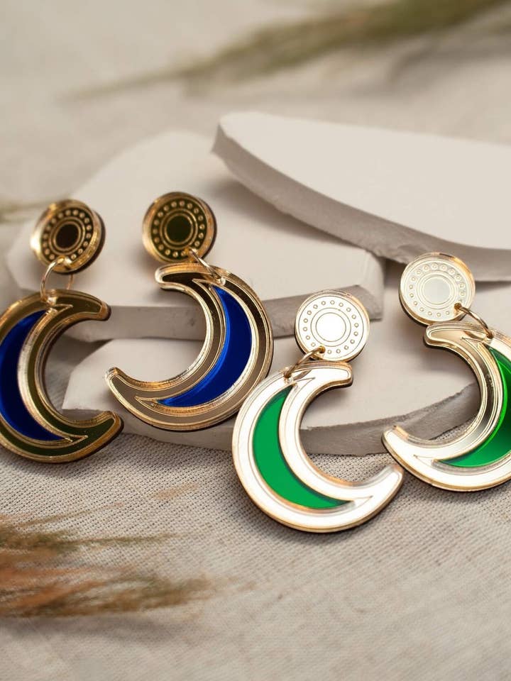 Lasergesneden oorbellen met halve maan voor wholesale door Plato's Fire