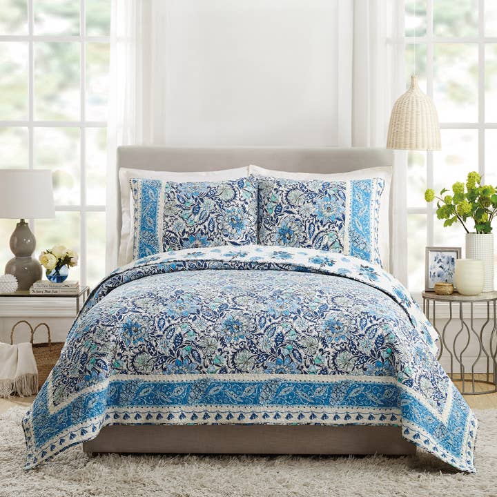 Peking Handicraft - Wholesale Bedding Set - Bisou Floral 3-Piece Quilt Set by Dena Home0