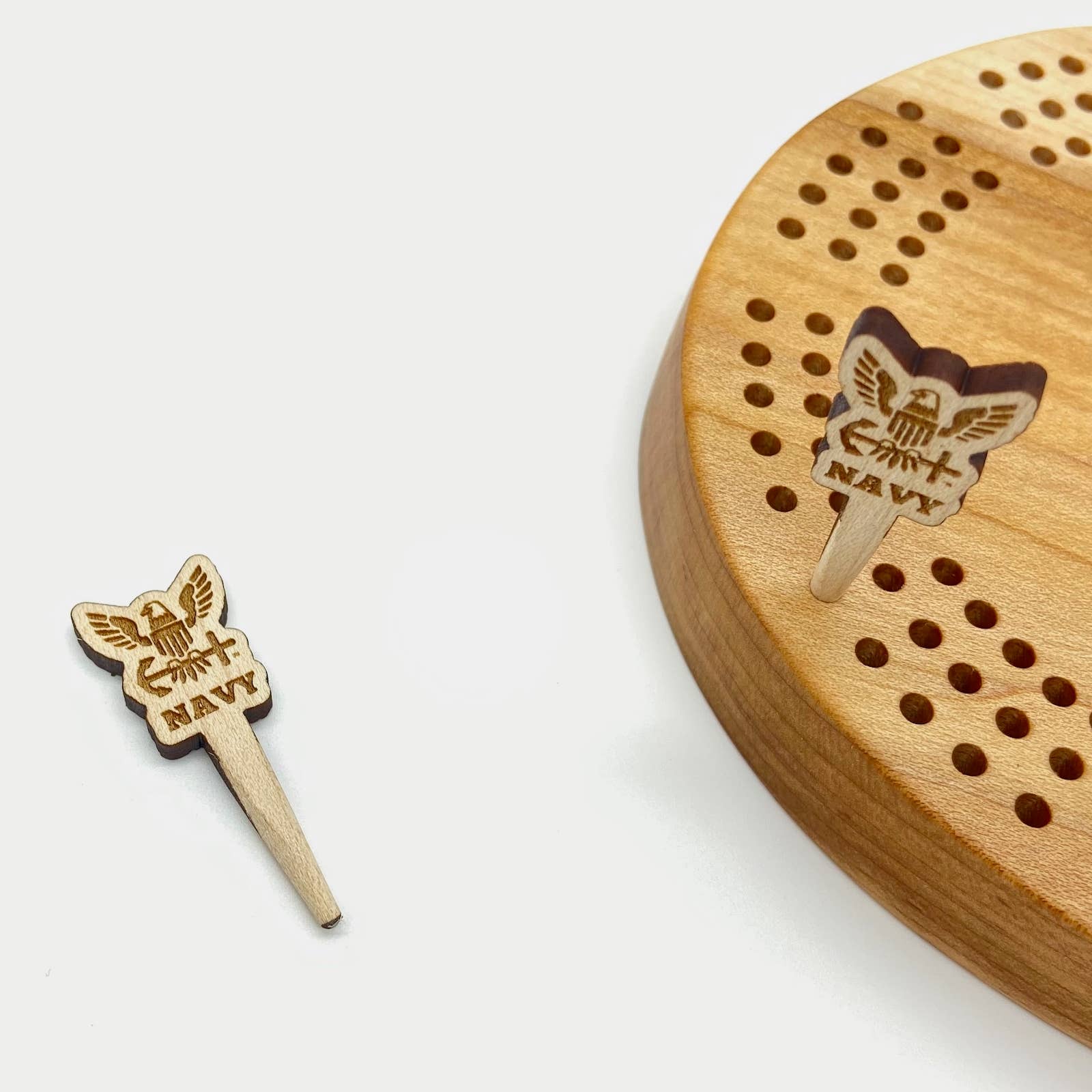 Cast & Carve - Venta al por mayor Juegos de mesa - Pinzas para cribbage, diseño de vida silvestre y cualquier diseño personalizado61