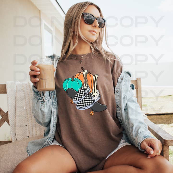 Skeleton Skater | Venta al por mayor | Barbed W Digital Designs para venta al por mayor de TealMoon Wholesale