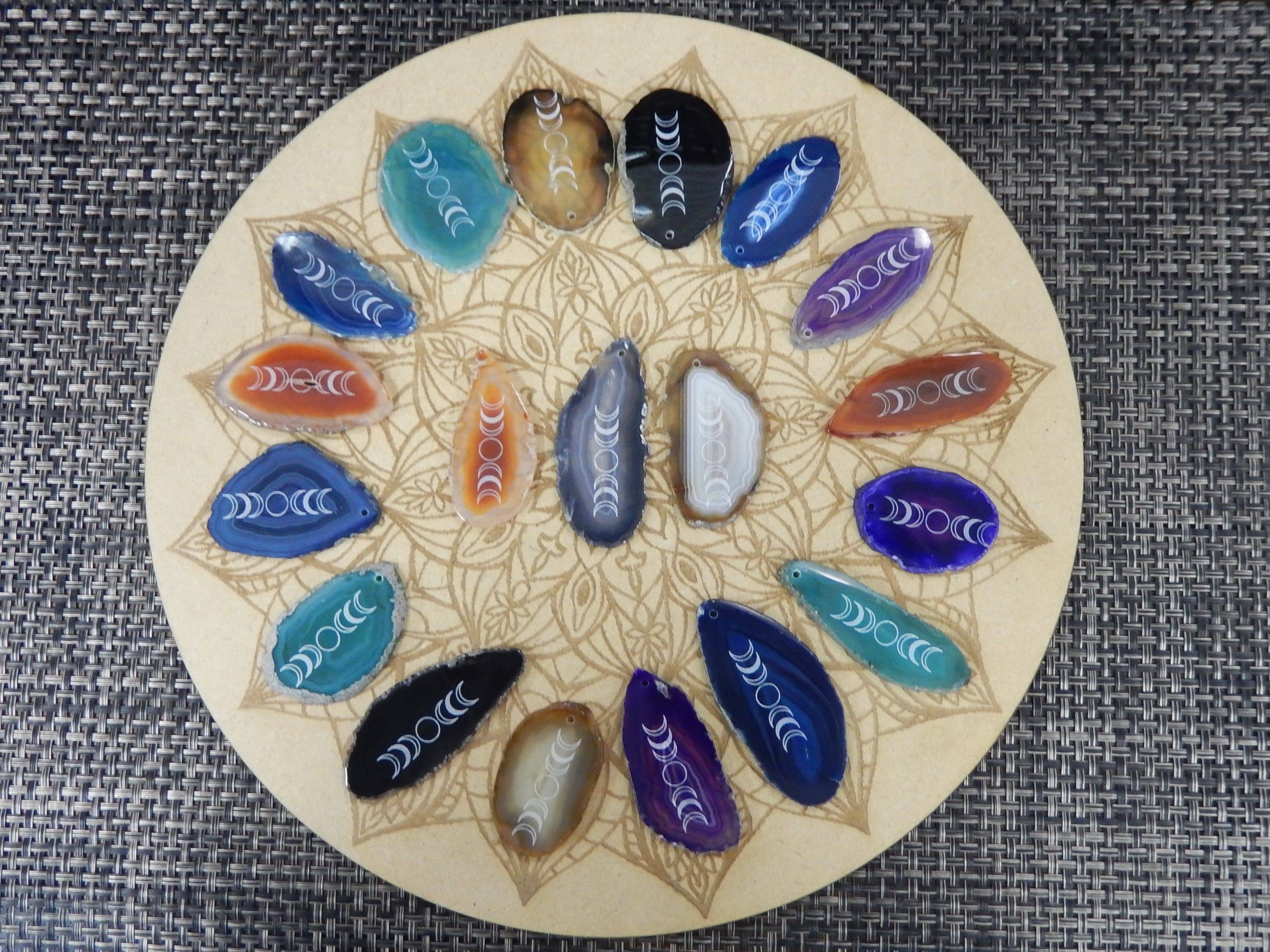 Rock Paradise - Wholesale Spiritual Stone/Crystal - Agate Slice with Moon Phase Design - Choose Drilled or Un-Drilled - Geode Slice - Jewelry Supplies0