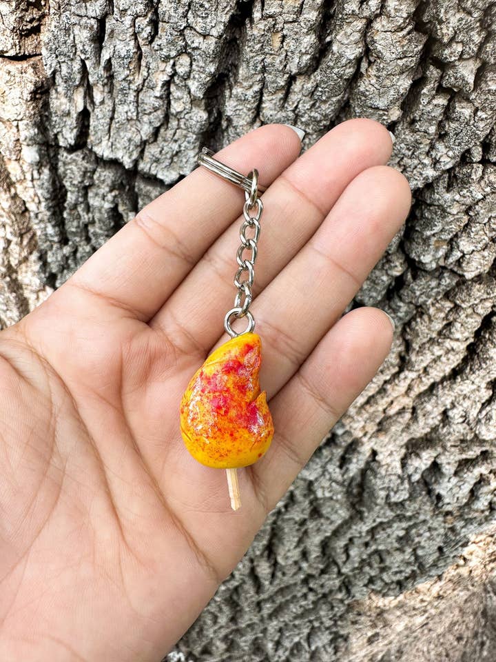 Mango con Chile Keychain for wholesale by Las Mamukis