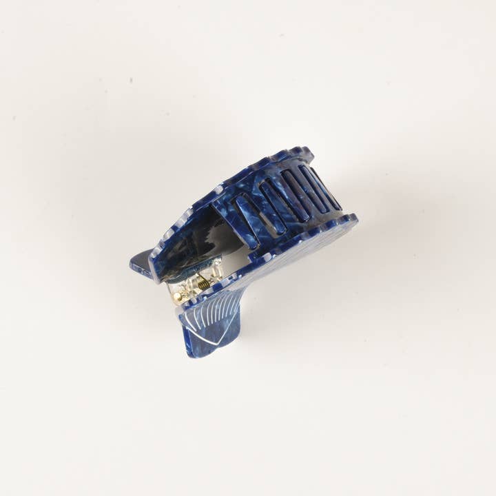 Adorro - Wholesale Hair Clip - Women's - Deep Sea Large Seashell Claw Clip