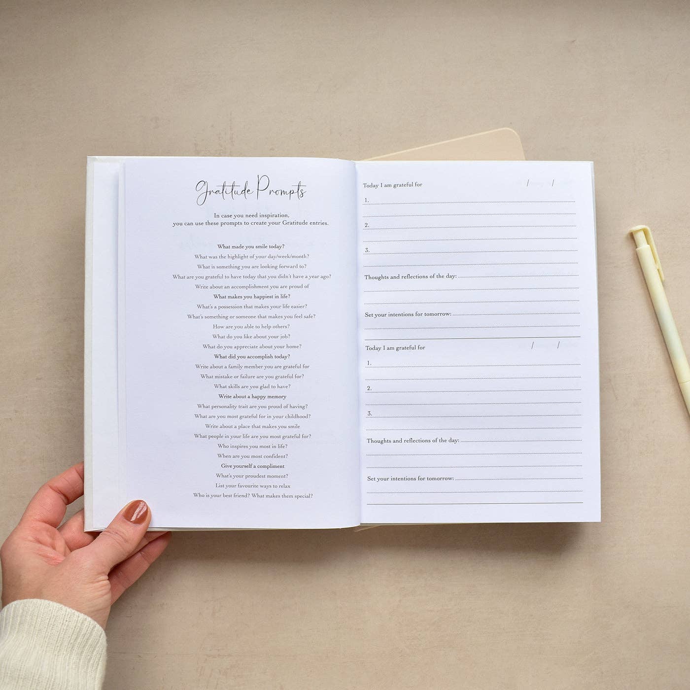 Três Paper Co - Wholesale Journal/Diary - Gratitude Daily Reflection Journal4