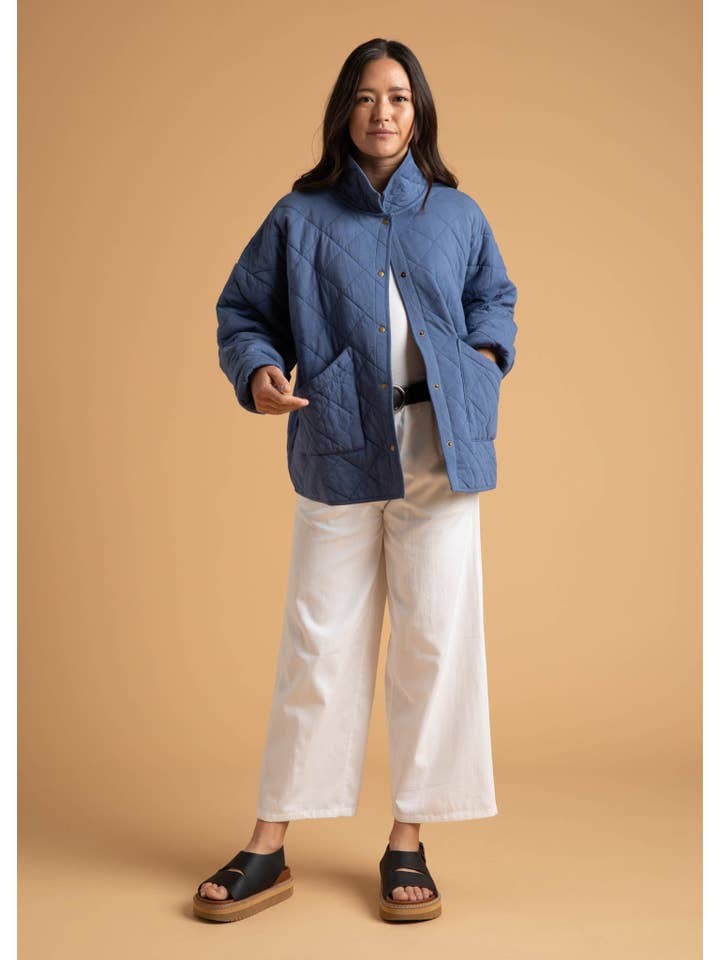 and for Good - Wholesale Jacket - Women's - Countryside Quilted Jacket - Inky Blue12