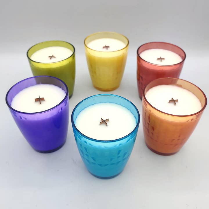 Farvede citronella- og sojavoksglas for engroshandel hos cereria pinsart