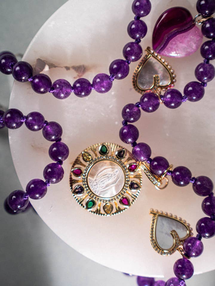 Mother of Pearl and Agate Virgin Necklace for wholesale by PHOEBE´S