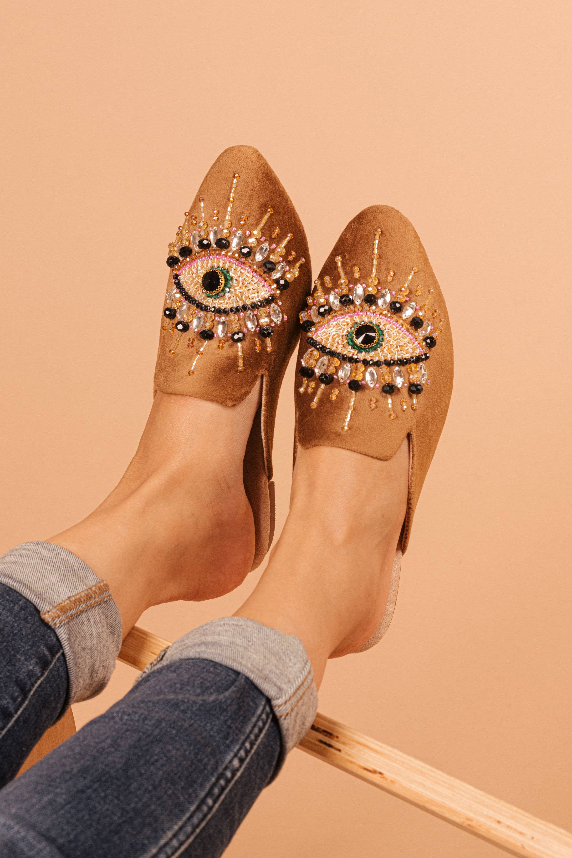 Fuchsia - Wholesale Mules - Women's - Pointed Toe Artisanal Good Eye Gold Women's Mule Embroidery1