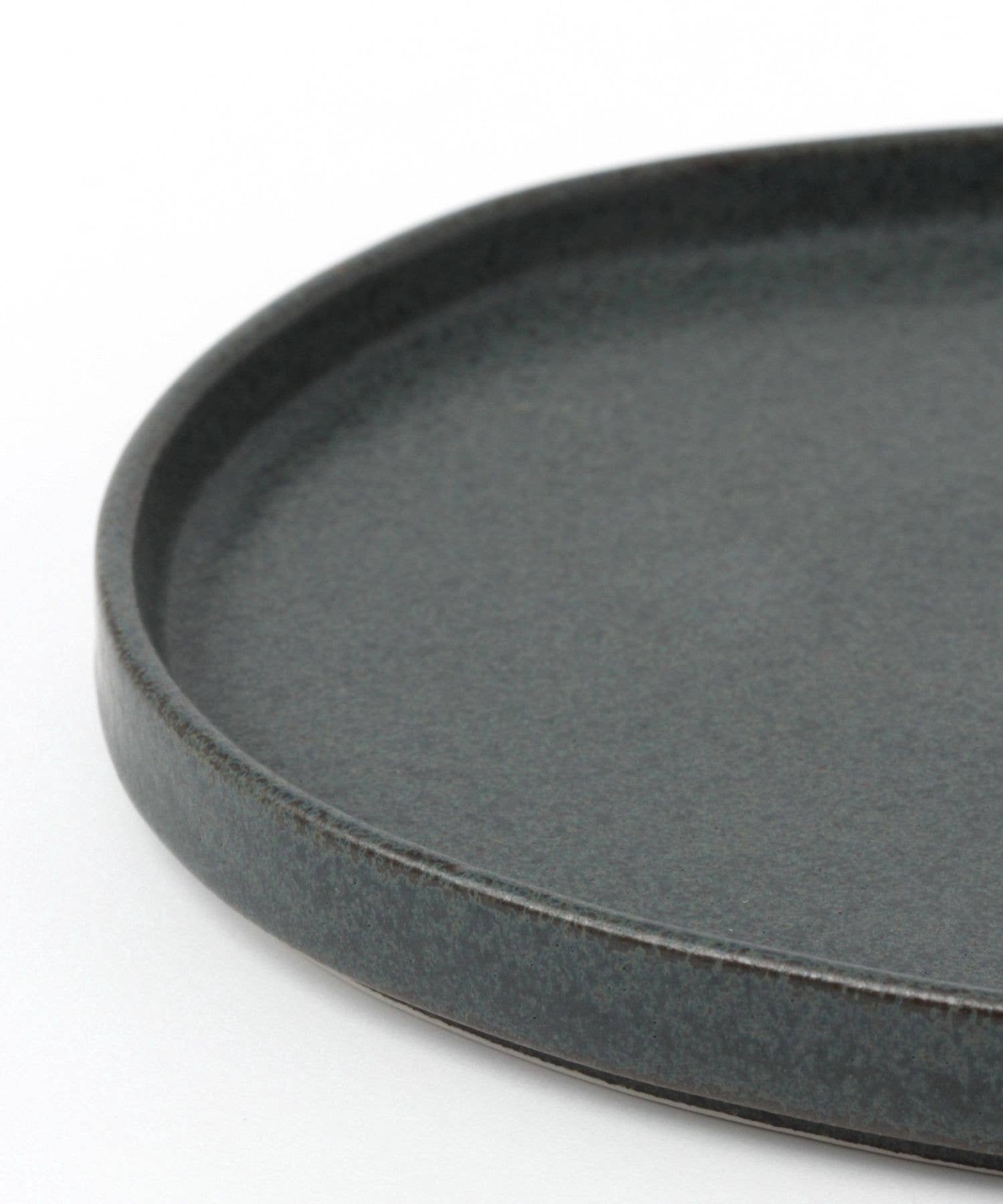 LAKOLE - Wholesale Dinner Plate - Mino Ware Stackable Organic Plate Medium2