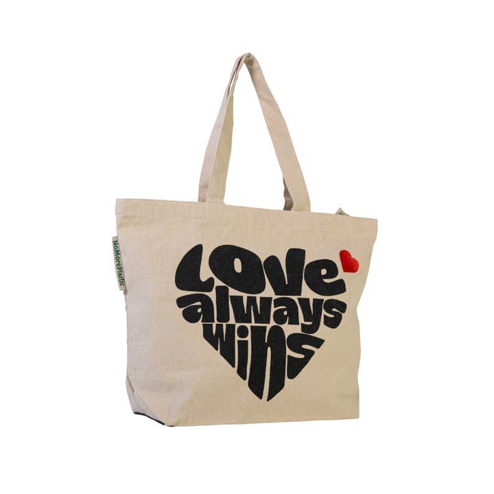 Sustainable shopper Love Always Wins | Love to take with you for wholesale by NoMorePlastic