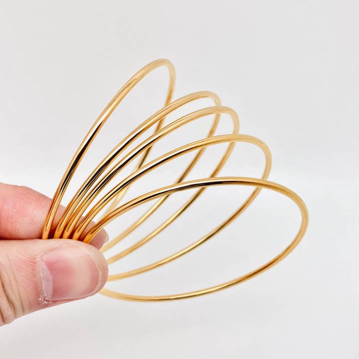 Mio Queena – wholesale Cuff bracelet – 3MM Smooth 18K Gold-plated Stainless Steel Bangle - FGS2