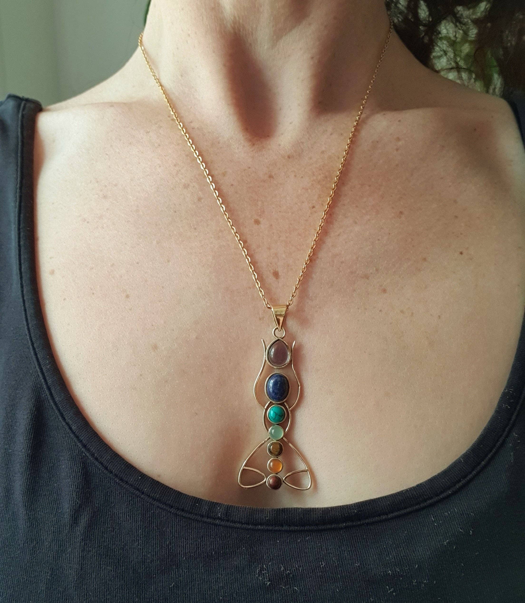 Kaali Boutique - Vente Colliers à pendentif - Collier Lotus 7 Chakras Or / Hypoallergénique / Yoga / Reiki / Bohème / Hippie / Rustique / Ethnique /8