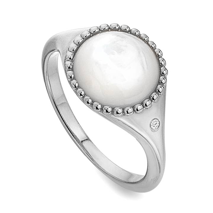 Bague en forme de cercle en nacre pour la vente par Hot Diamonds