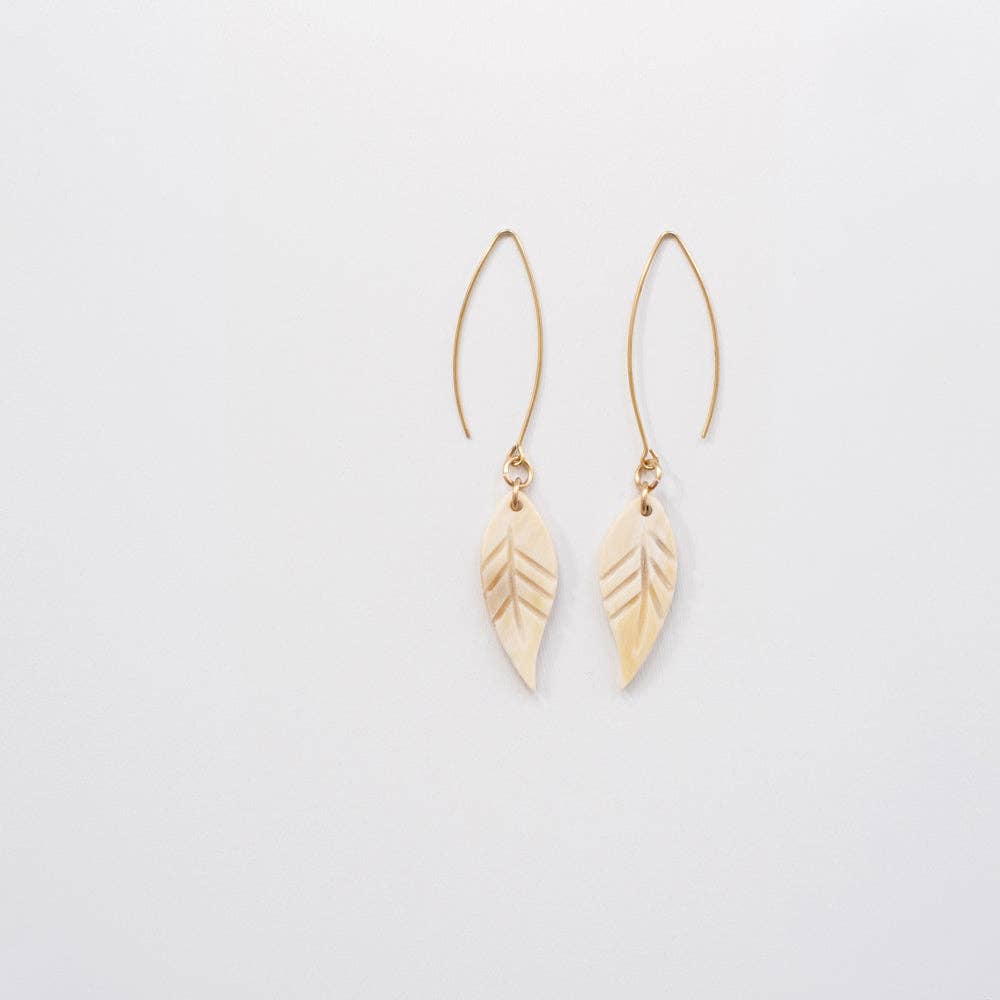 MAADILI COLLECTIVE - Wholesale Dangle Earrings - Small Dangling Leaf Earrings0