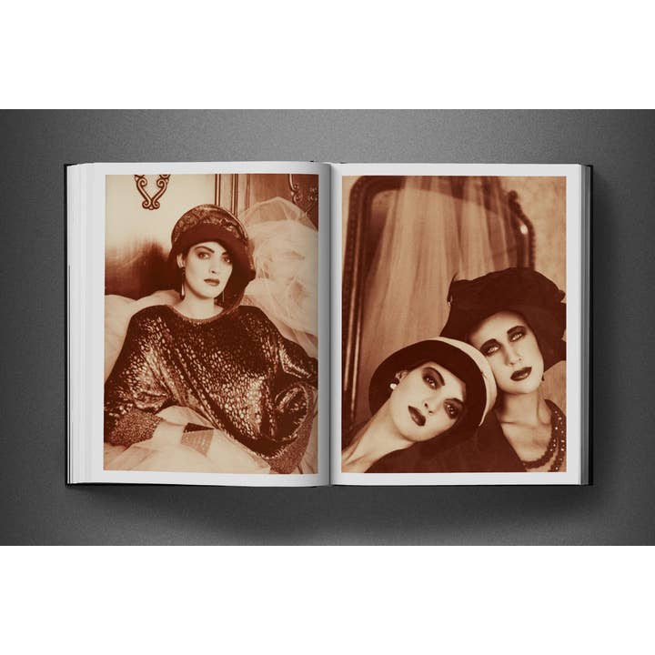 TASCHEN America - Wholesale Display Book - David Bailey. Eighties (English)13