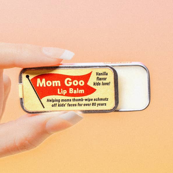 Mor Goo Læbepomade | Sjov Gamle Skole Dåse for engroshandel hos Whiskey River Soap Co.