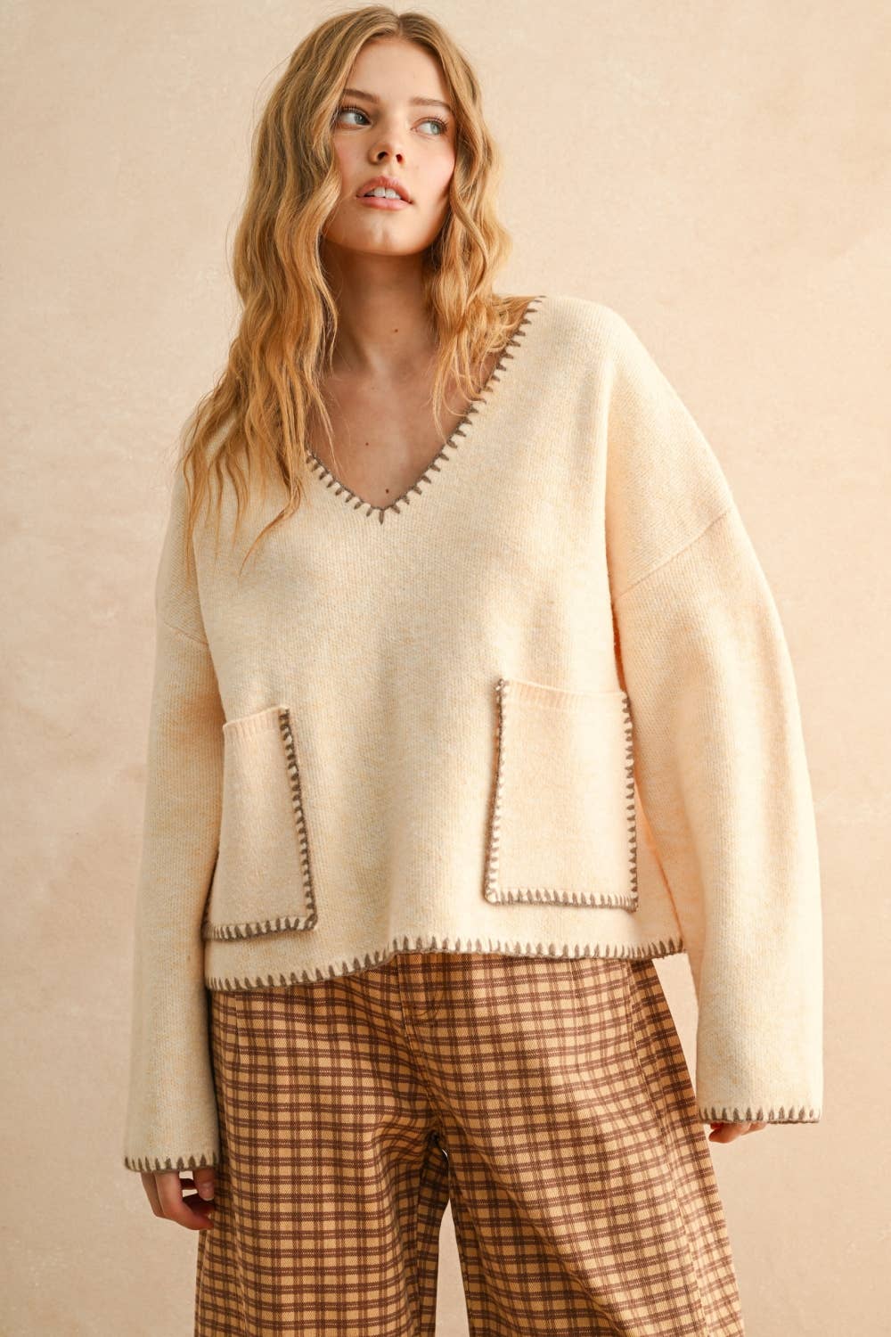 MIOU MUSE - Wholesale Knit Sweater - Women's - T4041   STITCH DETAILED V-NECK SWEATER TOP5