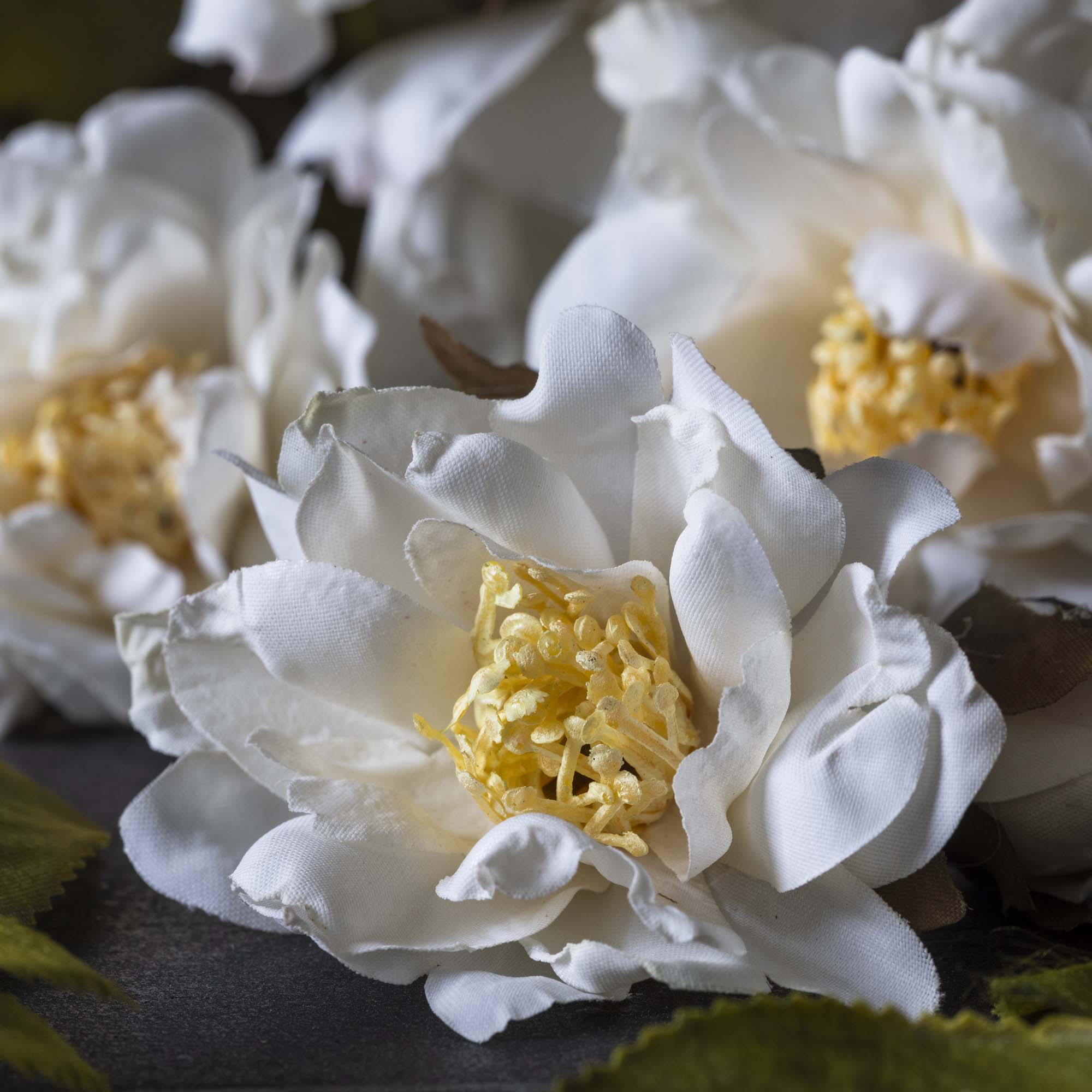 Abigail Ahern – wholesale Artificial flowers – ARTIFICIAL ROSE SPRAY, CREAM4